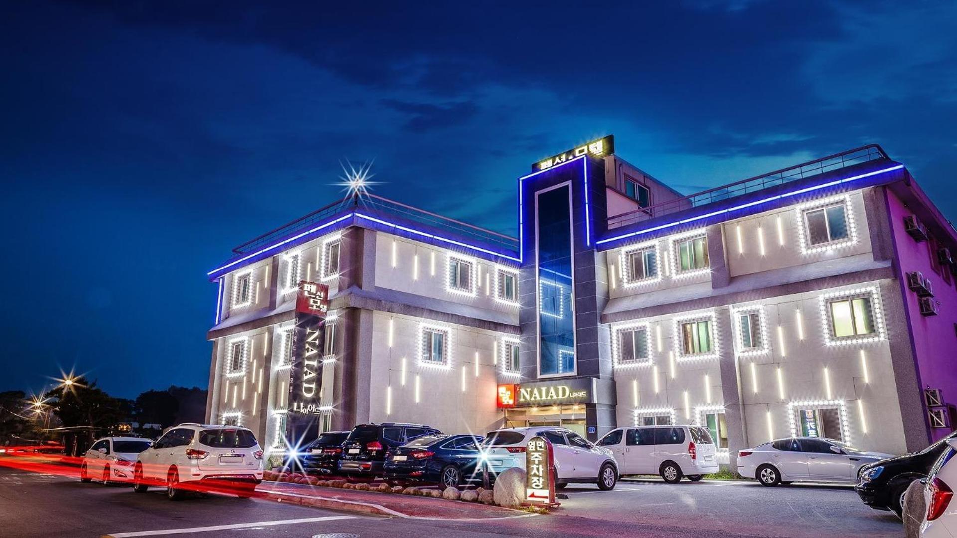 Gangreung Naiadeu Hotel Gangneung Ngoại thất bức ảnh