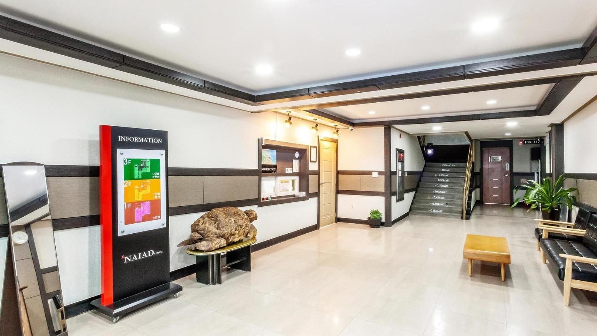 Gangreung Naiadeu Hotel Gangneung Ngoại thất bức ảnh